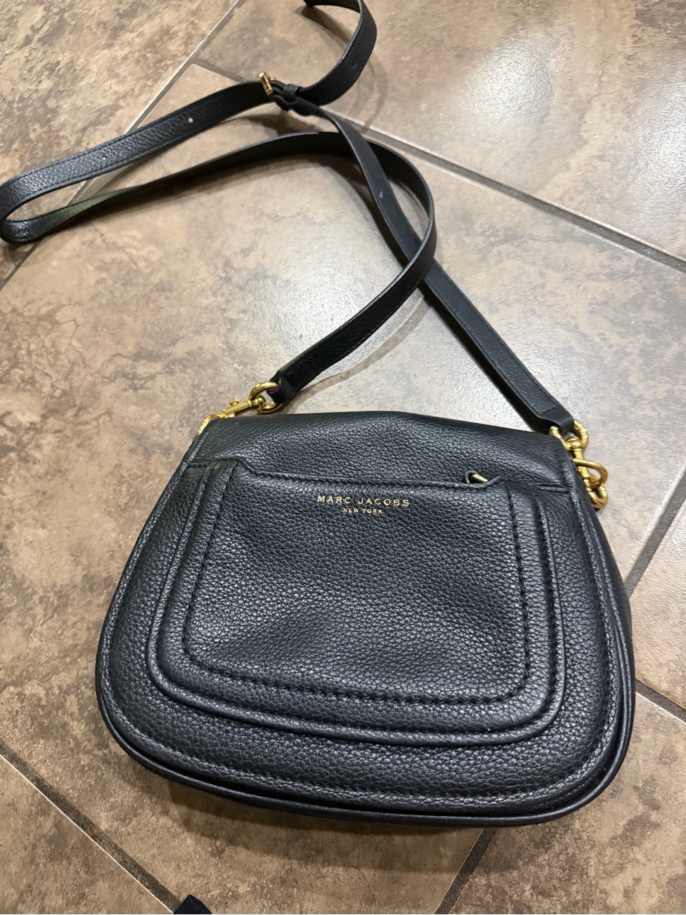 Marc Jacobs Black Pebbled Leather Saddle Crossbody with Gold Hardware - Picture 1 of 4